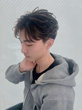 ジーナ 天神(Zina) フェザーショート