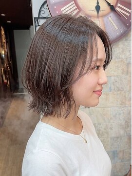 インデペンデンス(independence) 【四条烏丸】レイヤーボブ×ブリーチなしベージュ