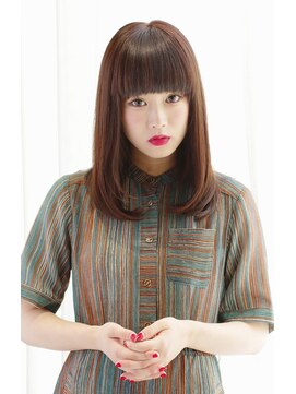 ロエナ(ROENA) ナチュラルひし形シルエットデザインカラー切りっぱなしボブ