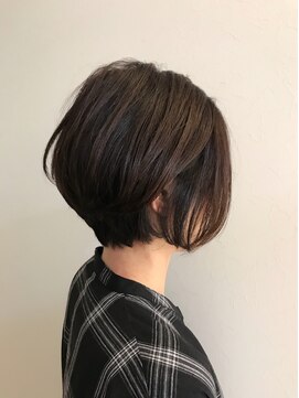 フンヌ フンヌ(funnufunnu) 【funnufunnu】前下がりクールボブ