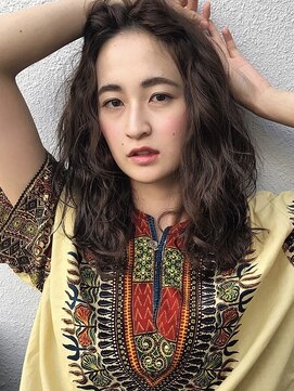 エルム(elm) 無造作フリンジウェーブ&グレージュ