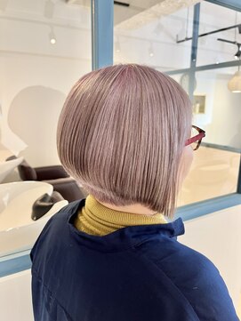 ラソニシカサイ(Lazo nishikasai) 白髪じゃなきゃできないスペシャルカラー