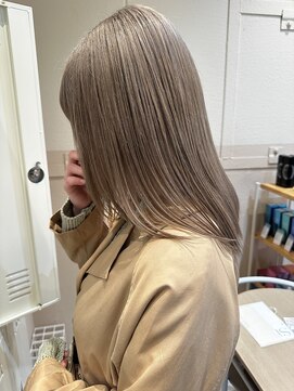 シダ(sida) 季節先取りカラー シルバーミルクティベージュ