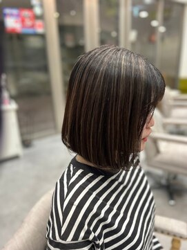 ヘアーワークス ボナ ウニクス店(HAIR WORKS bona) 前下がり内巻きボブ/髪質改善カラー/ハイライト