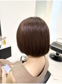 《FRAMEporto》チョコレートブラウン×つやつや切りっぱなしボブ