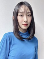 レイヤー×ミディアム*レイヤーカット*黒髪*面長*30代40代50代
