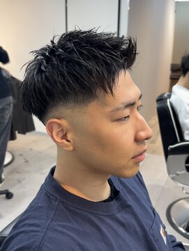 ヴィ 大宮(Vii) フェード/メンズ/大宮/ツイストスパイラル/波巻きパーマ