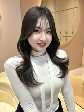 グロー 大宮(GLROW) 前髪カット 顔まわり レイヤーカット 韓国風くびれ巻き