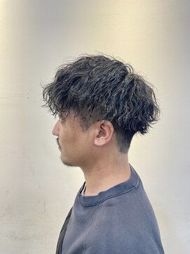イーチ ディー ヘアーアンドトータルビューティー(each dee hair&total beauty) 波巻き×マッシュ