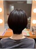 お手入れ簡単！凛とした黒髪ショートボブ