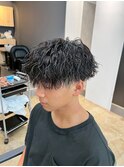 【ツイスパ×レイヤー】上品な抜け感で魅せるモードスタイル