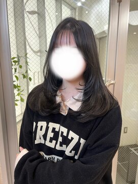 ジーナ 熊本(Zina) ash gray/layer cut