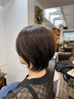ヘアーサロン ラフリジー(Loufreasy)&nbsp;大人女性の首元すっきり｜丸みショートボブ
