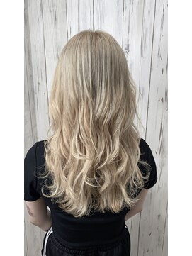 アンダーバーホワイト 京橋店(_WHITE) ホワイトベージュダブルカラー