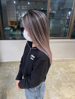 メリー オオサカ(Merly Osaka)&nbsp;ストレートでもオシャレ可愛い_ホワイトラベンダーカラー_