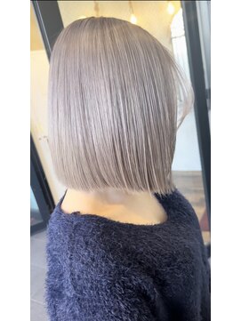 アンベリール 大名(Embellir) グレージュカラー