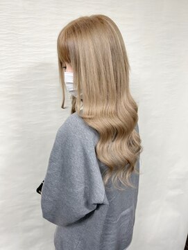 テイス 新宿(TACE) ミルクティー[ネビージュ/黒髪/小顔/新宿]