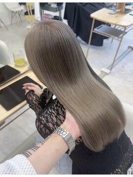 イェッカ パビル(YECCA pabil) ミルクティーグレージュ