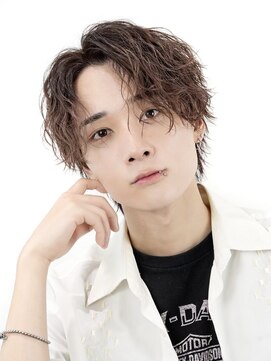 オーシャントーキョー 心斎橋(OCEAN TOKYO WEST) 波巻きパーマツイストスパイラルパーマセンターパートウルフ