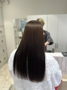 ケンジ 平塚 アネッタ(KENJE annetta) 艶髪ストレート　髪質改善カラー 髪質改善トリートメント