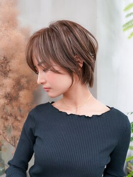 ギークス(GEEKS) 【GEEKS渋谷】ナチュラルショートボブ/艶ブラウン/レイヤー/小顔