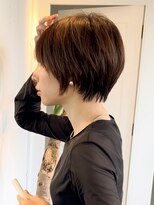 サン 白金台(SUN)&nbsp;たっぷりレイヤーの丸みショートヘア白金台目黒