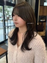 チャンネル(channel)&nbsp;流れるお顔周りカット☆透明感オリーブベージュ