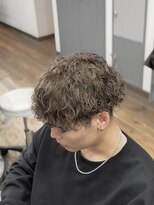 アンダーバーホワイト 広島 並木店(_WHITE)&nbsp;ブリーチパーマ×グレージュカラー×メンズパーマ