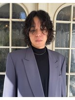 アデ オモテサンドウ(ade omotesando)&nbsp;大人の色気　メンズ　ミディアムパーマ