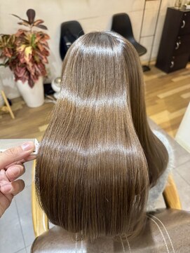 リョク ヘア ネイルアンドアイラッシュ(RYOKU Hair,Nail&Eyelash) 髪質改善アルカリ酸熱