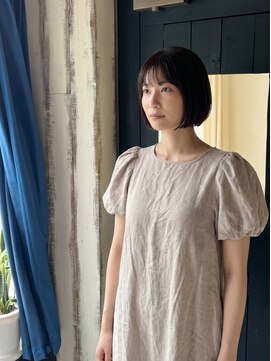 ニーゼロゼロナナ(2007) 【骨格補正】丸みショート×小顔カット