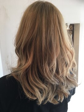 シェア(SHARE hair make works) 【SHARE】★お客様スナップ★グラデーションロング