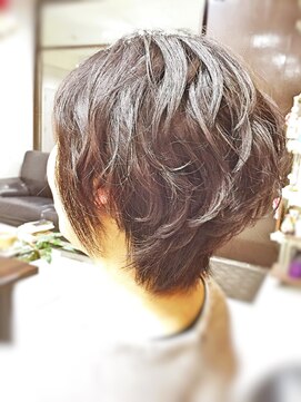 キャン 温品店(CAN) 【CAN】ふんわり前下がりショートボブスタイル