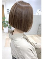 オウル(Owll)&nbsp;☆DISHEL☆大人かわいい前下がり丸みショートボブ