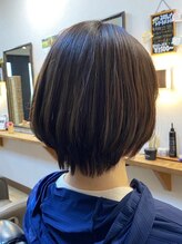 ヘアーヒーロー(hair HERO) アッシュブラウン　グラボブ