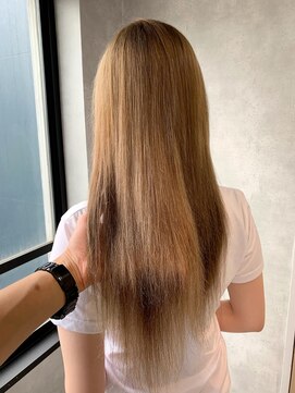 アンククロス 表参道(ANKH CROSS) くすみベージュ