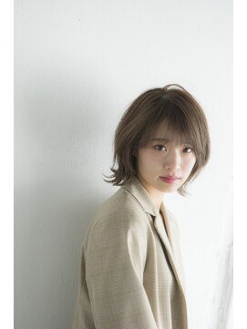 ミエルヘアーエスト 新宿店(mielhair est) 外ハネミディ【新宿】