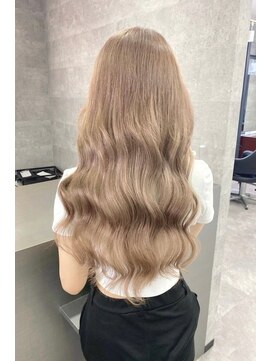 リア 大阪梅田(Ria) ～ミルクティーべージュ　シールエクステ～【Ria 大阪 梅田】