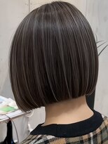 ヨロ 小岩(YOLO) ハイライトカラーミルクティーベージュケアブリーチダブルカラー