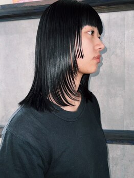 チル(Chill)の写真/【大人気Aujua取扱い】最高峰の艶×潤いにリピーターも多数◎ダメージを内側から補修し、健康的なツヤ髪へ