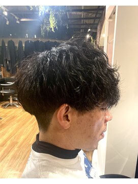 バーシャミ 博多(Baciami) 緩め波巻きパーマ