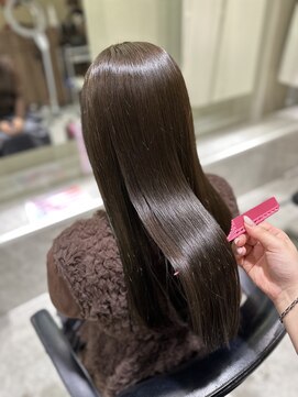 リー 尼崎(Lee) 髪質改善艶カラー 艶髪オージュアトリートメント レイヤーカット