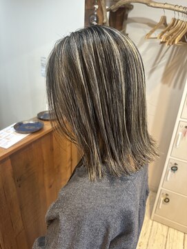 マウナ ヘアー(MAUNA HAIR) コントラストハイライト