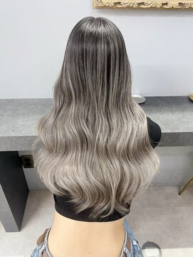 オズ 郡山駅前店(OZ) ケアブリーチベージュで柔らか質感ダブルカラーパープルで透明感