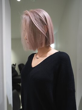 キオクエコ(KIOX eko) ハイトーンボブ/海外ボブ/デザインカラー/髪質改善