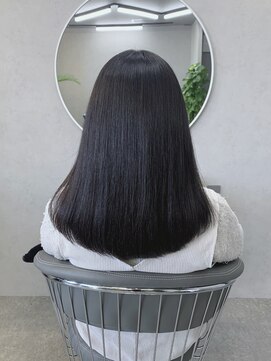 クロア(CHROA) 【サラ艶ボリュームダウン矯正】