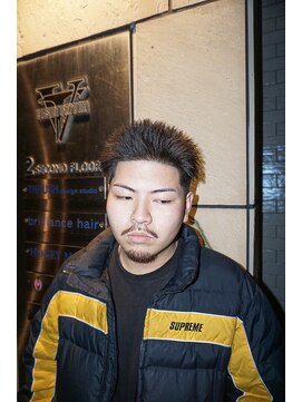 タフ バーバーショップ(TOUGH BARBER SHOP) スパイキーショート