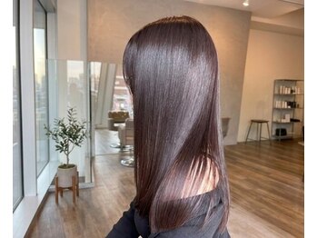 ウィービーパセリ atre川越店(WE BE PARSLEY)の写真/【髪質改善】自然な仕上がりに感動☆いつまでも触っていたくなるうる艶ストレートヘアが叶う♪