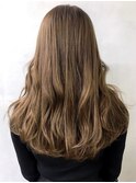 シフォンベージュ_ローライトスリークボブ厚めバング_ba286613
