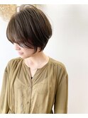 抜け感のある美シルエットひし形ショート